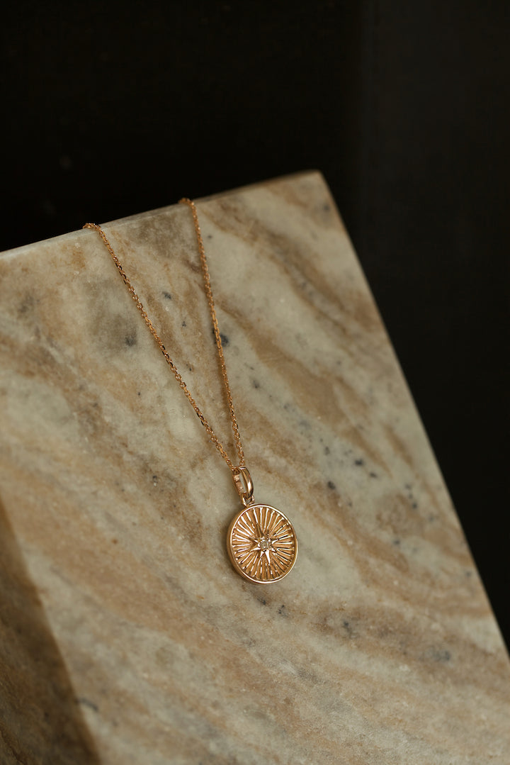 "FOLLOW YOUR STAR" PENDANT - IN GOLD