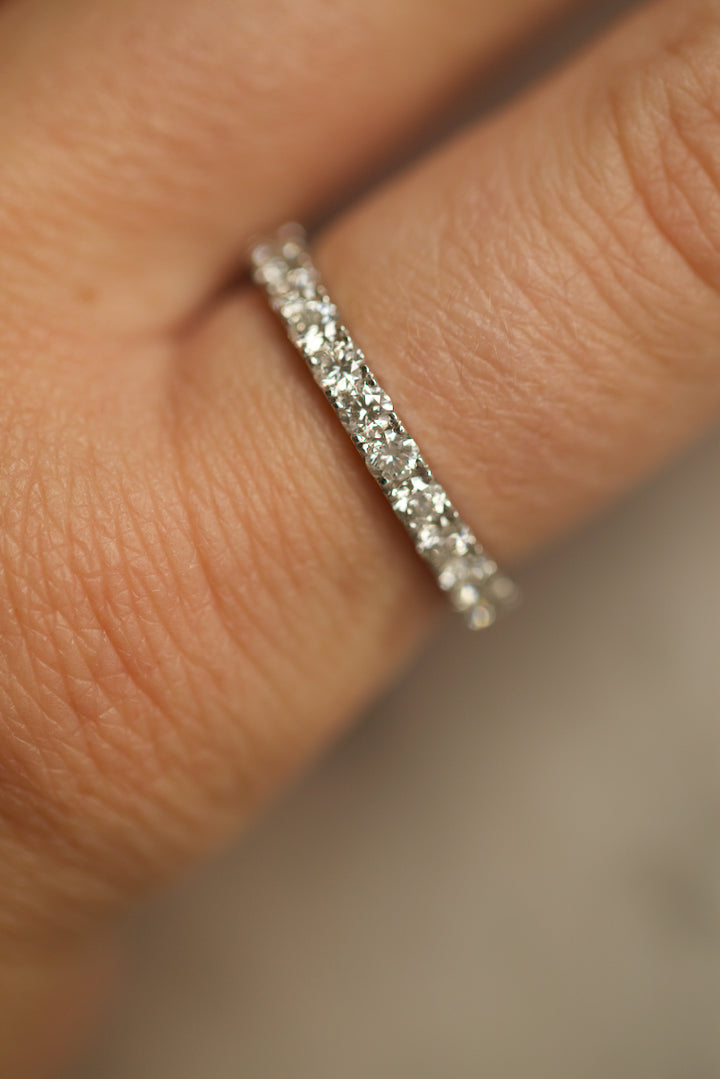 ETERNITY DIAMOND RING - 2,5 MM DIAMONDS