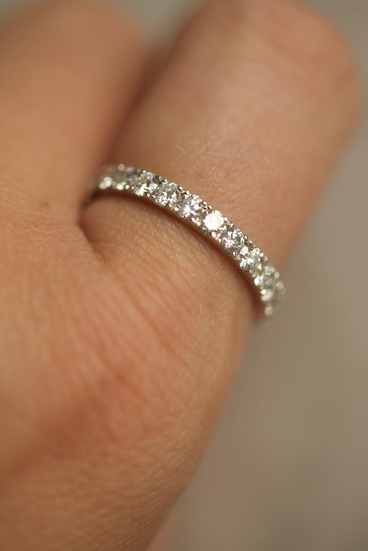 ETERNITY DIAMOND RING - 2,5 MM DIAMONDS