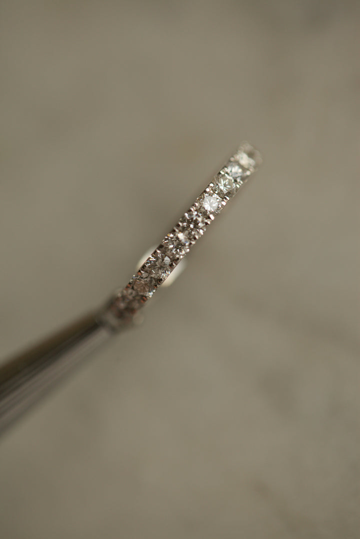 ETERNITY DIAMOND RING - 2,5 MM DIAMONDS