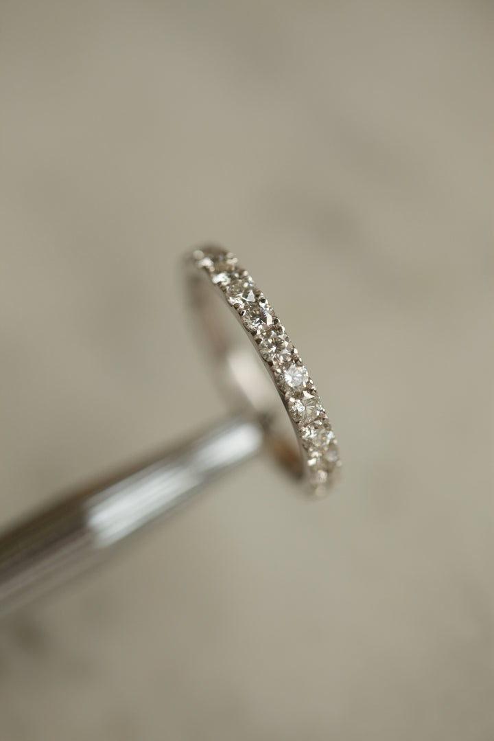 ETERNITY DIAMOND RING - 2,5 MM DIAMONDS