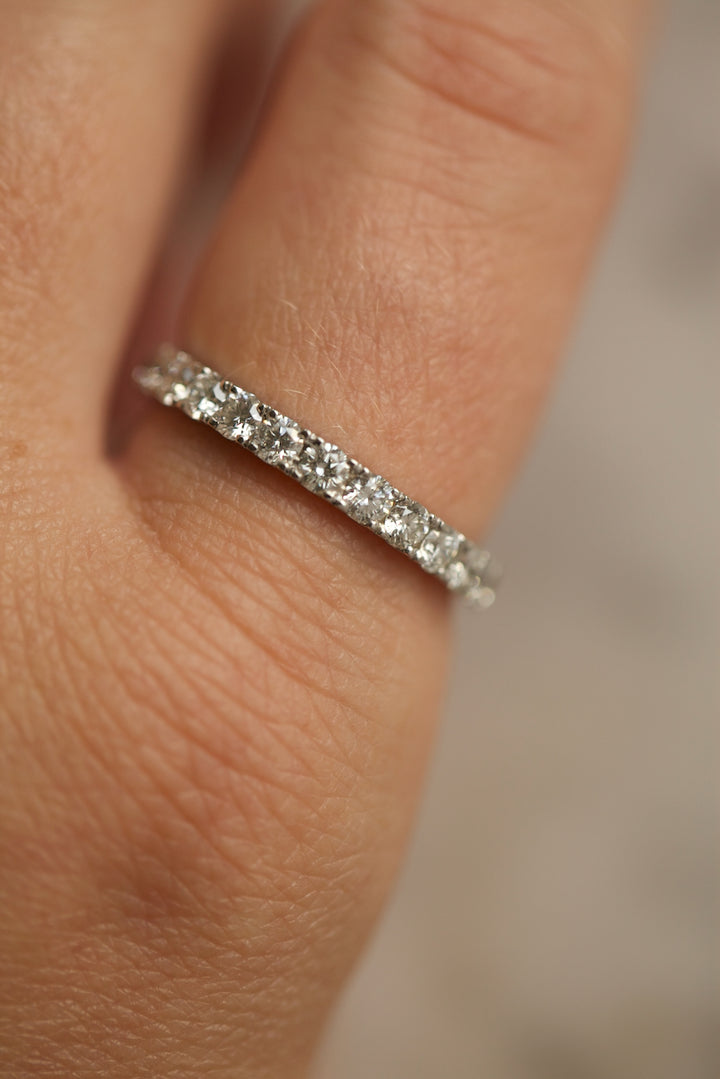 ETERNITY DIAMOND RING - 2,5 MM DIAMONDS