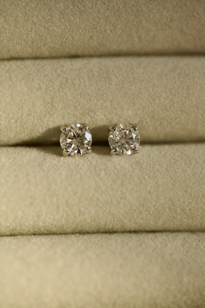 0.5 CT DIAMONDS EARRINGS