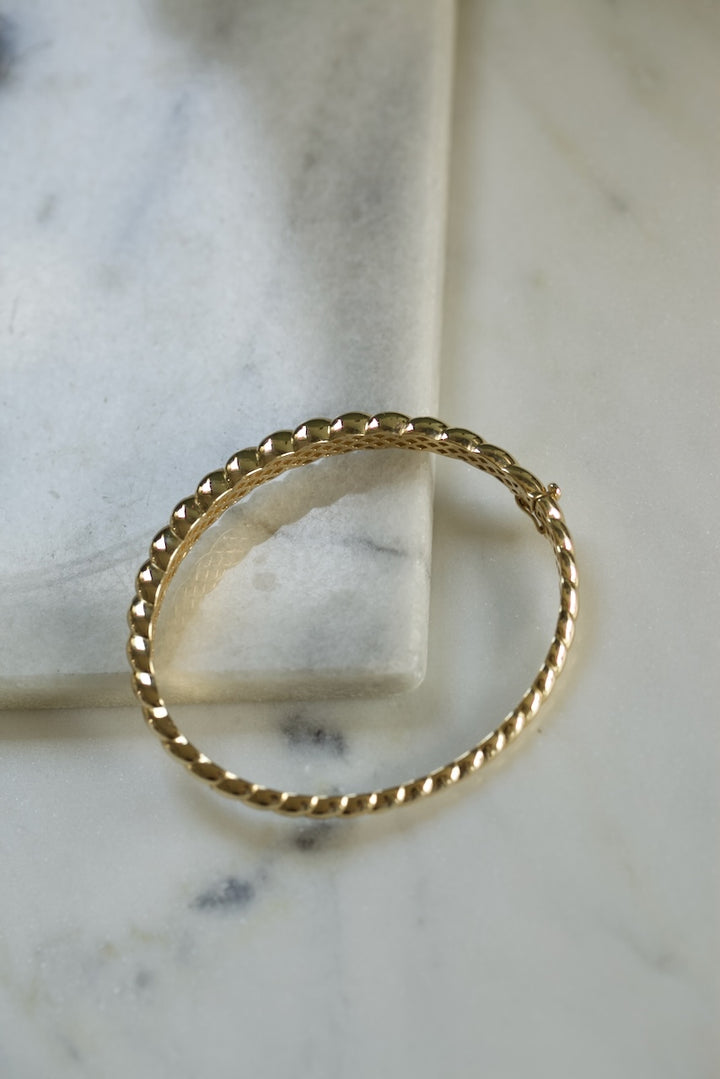 CROISSANT BANGLE - THIN