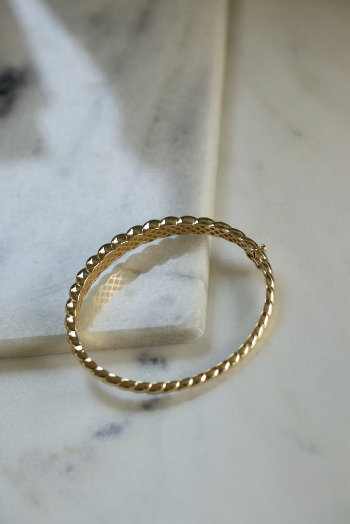 CROISSANT BANGLE - THIN