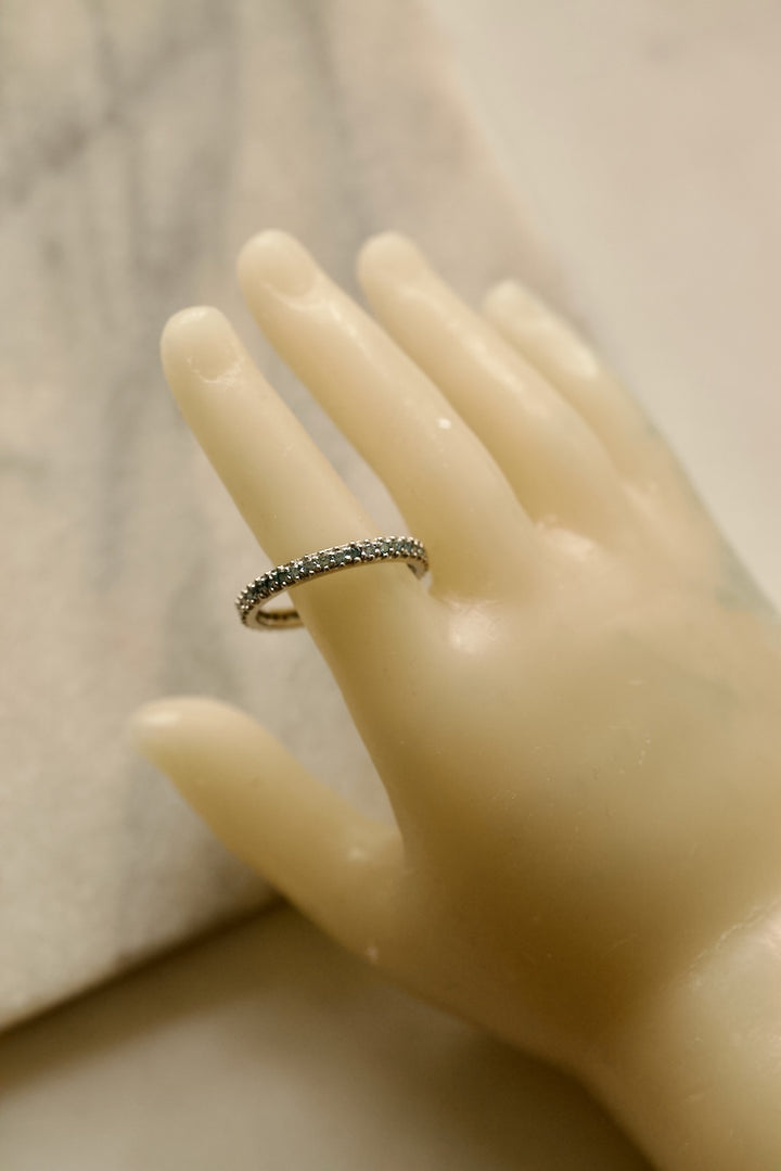BLUE DIAMONDS RING