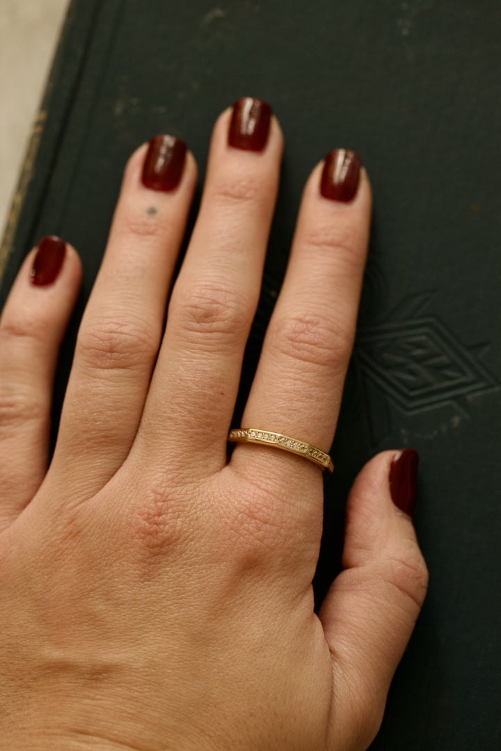 ART DECO RING IN GOLD WITH CUBIC ZIRCONS