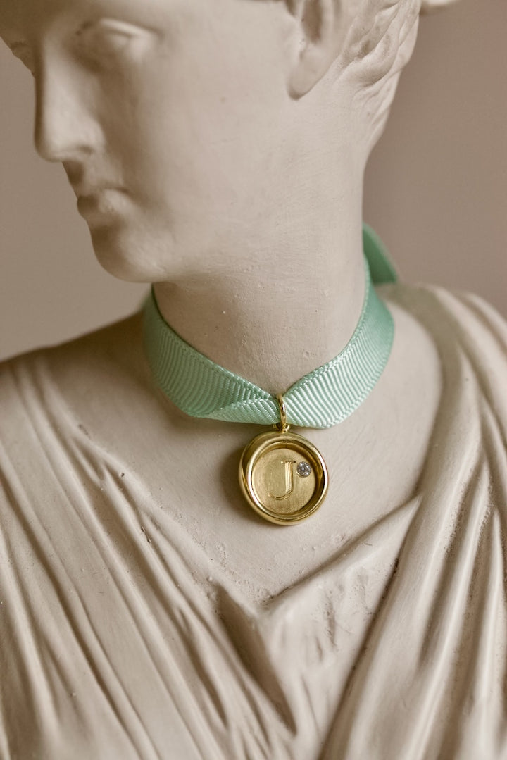 SIGNET PENDANT IN SILVER