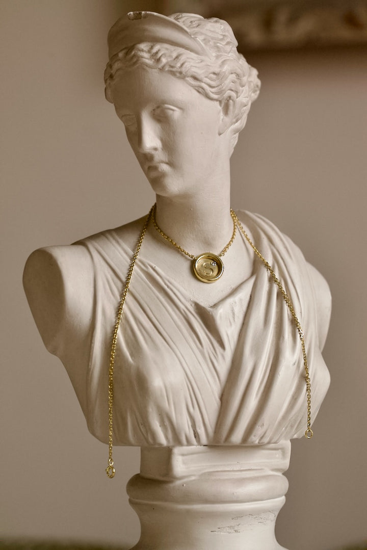 SIGNET NECKLACE IN SILVER