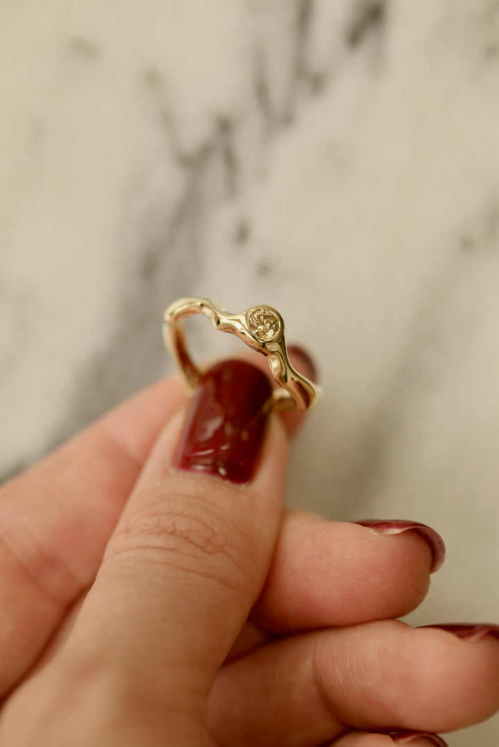 "FLOW" RING