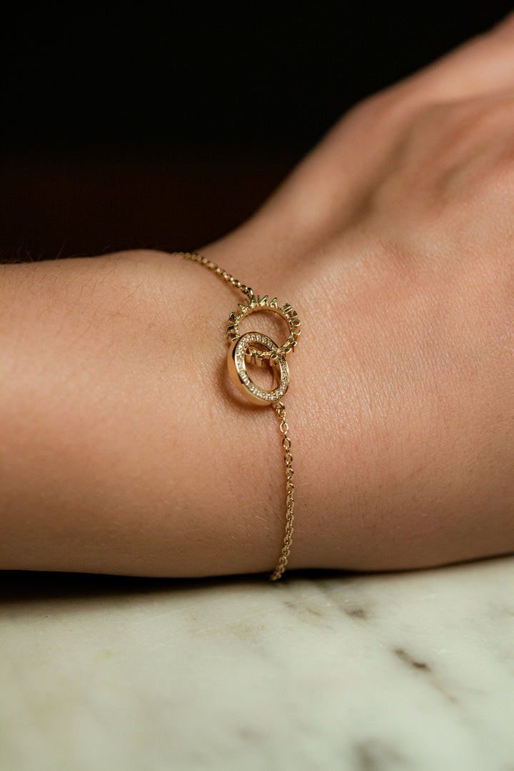 CHAPTER 19 BRACELET - IN 14K GOLD WITH DIAMONDS