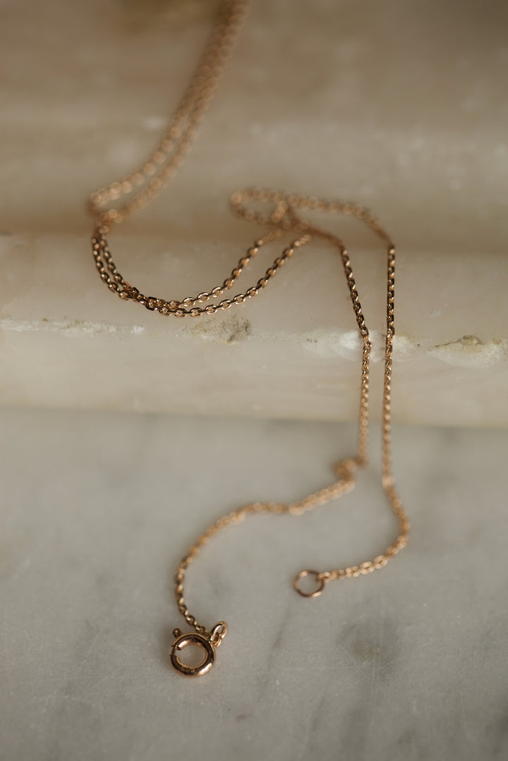 PLAIN GOLDEN CHAIN - NECKLACE