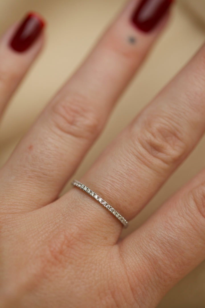 ETERNITY 1,2 MM DIAMOND RING