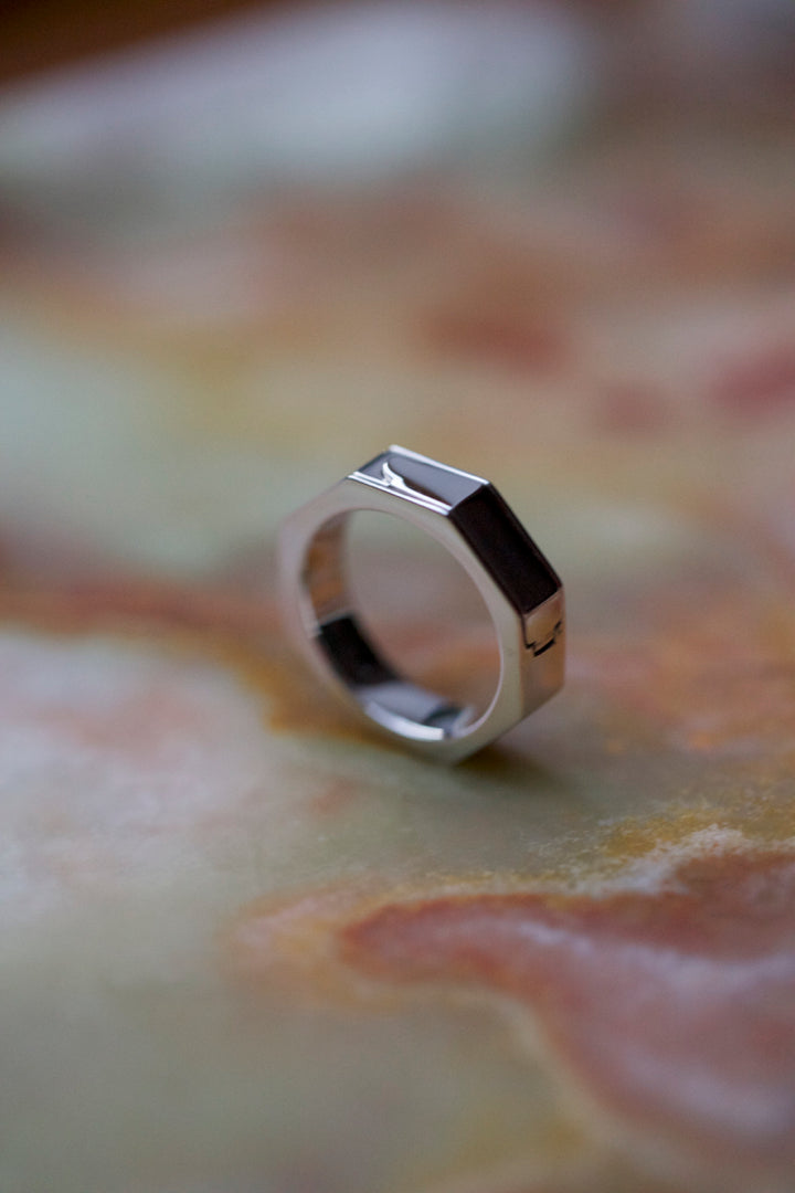 CHAPTER 3 LOCKET RING