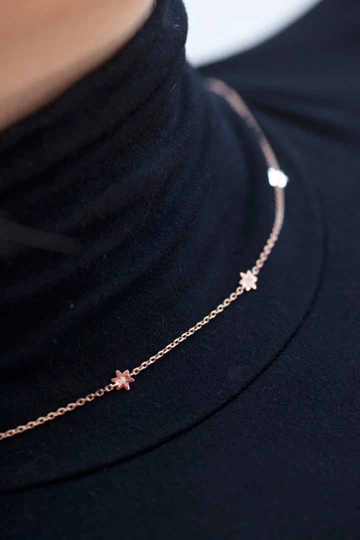 STARS NECKLACE WITH DIAMONDS