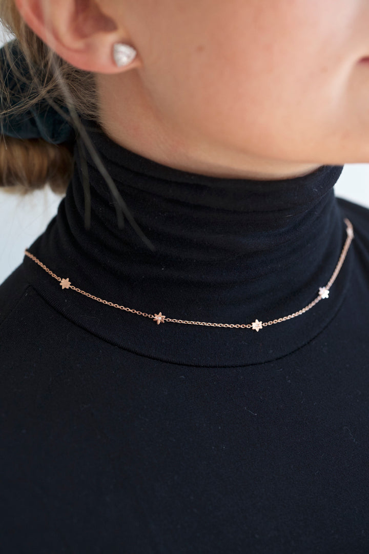 STARS NECKLACE WITH DIAMONDS