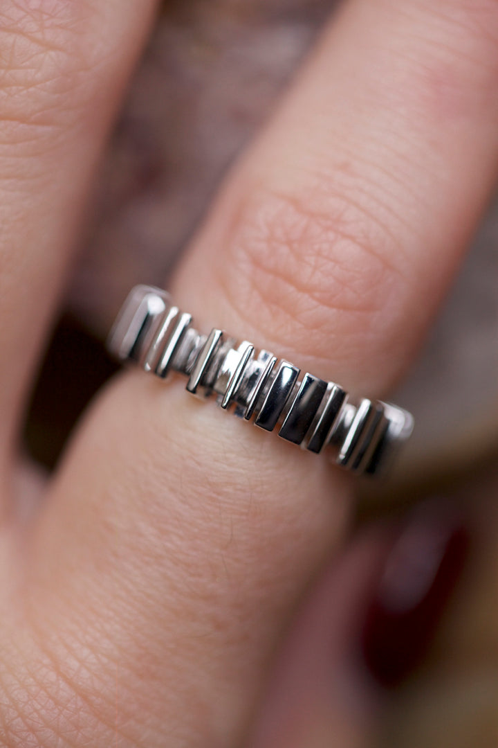 CHAPTER 1 DOUBLE TEXT RING - RHODIUM PL. SILVER