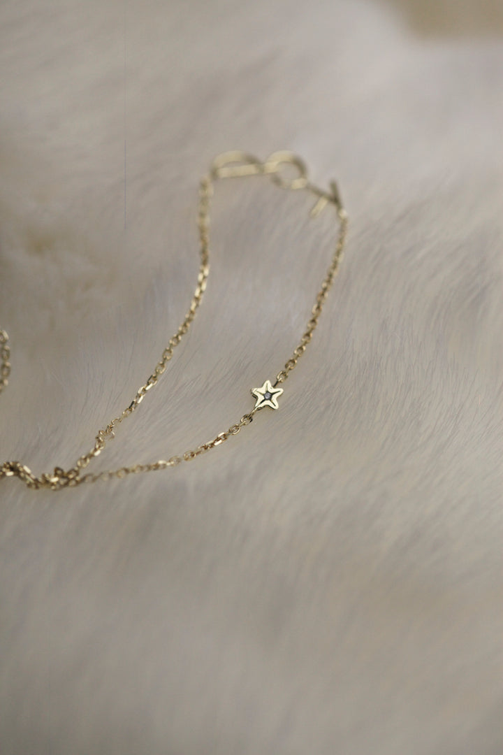 INITIALS NECKLACE - YELLOW GOLD