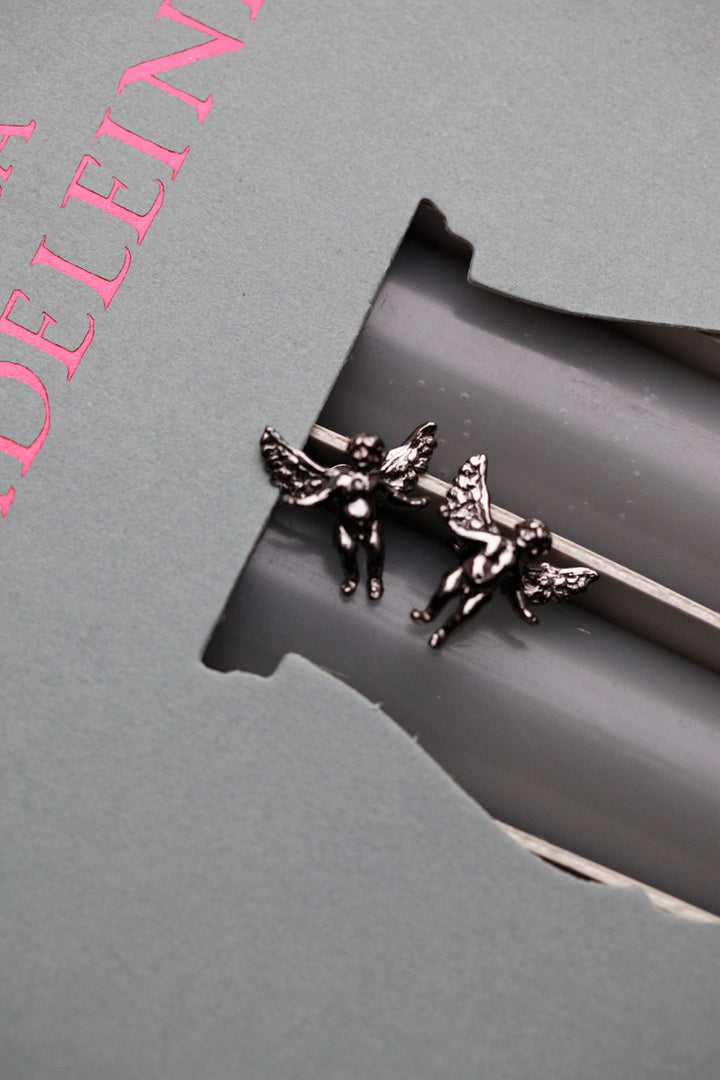 ANGEL EARRINGS - BLACK RHUTENIUM