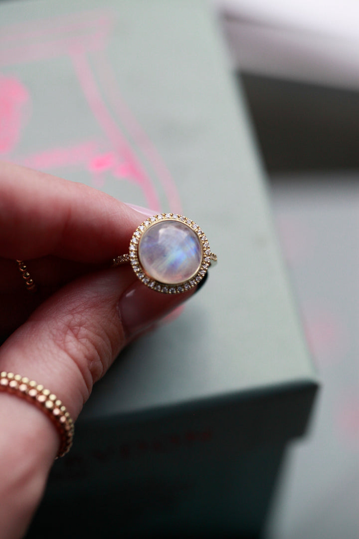 MOONSTONE RING