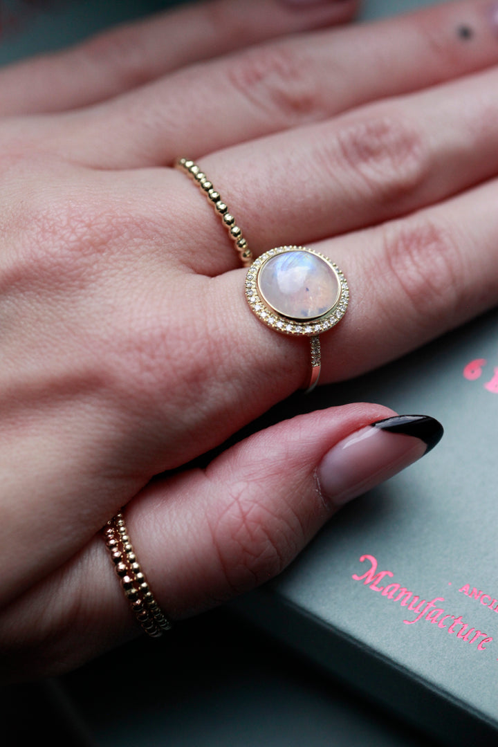 MOONSTONE RING