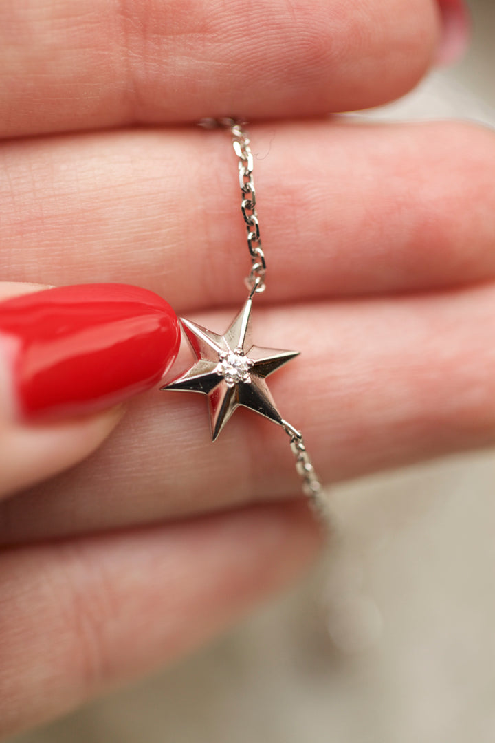 STAR PENDANT - IN 14K GOLD
