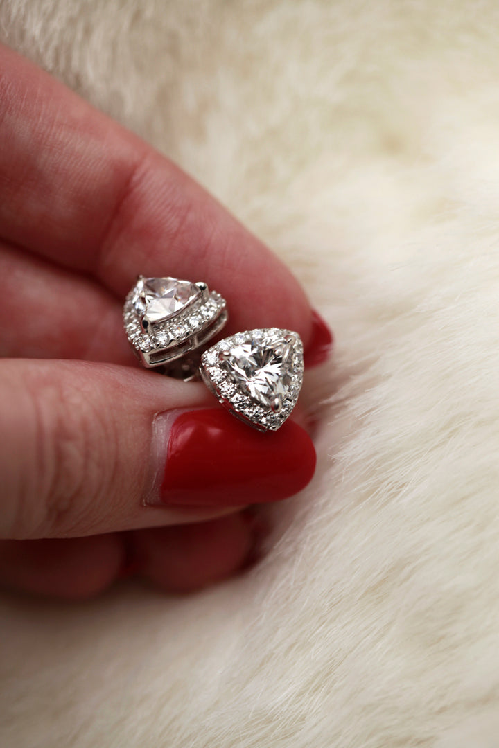 CHAPTER 10 TRIANGLE EARRINGS
