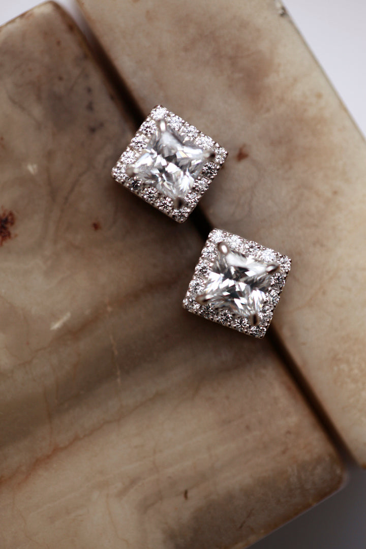 CHAPTER 10 SQUARE MINI EARRINGS