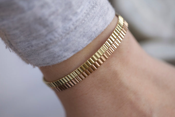 RIBBED CUFF BRACELET - IN 14K GOLD