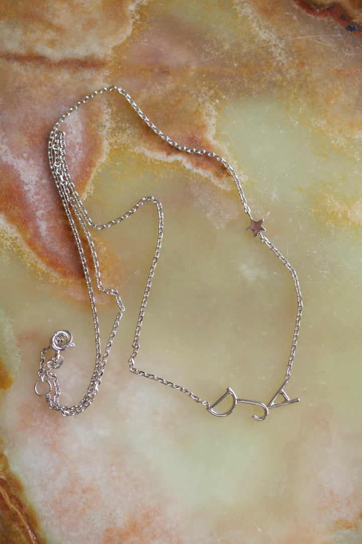 INITIALS NECKLACE - WHITE GOLD