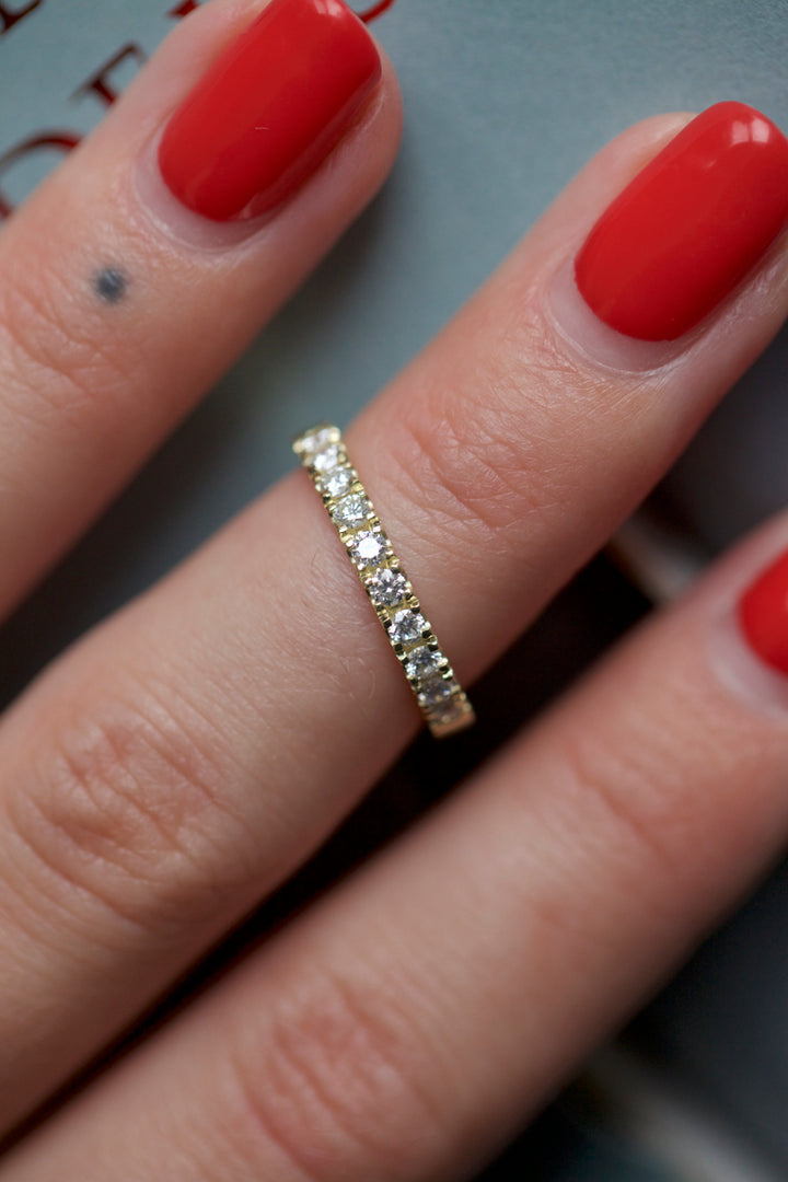 CLASSY DIAMOND RING - 1,7 MM DIAMONDS