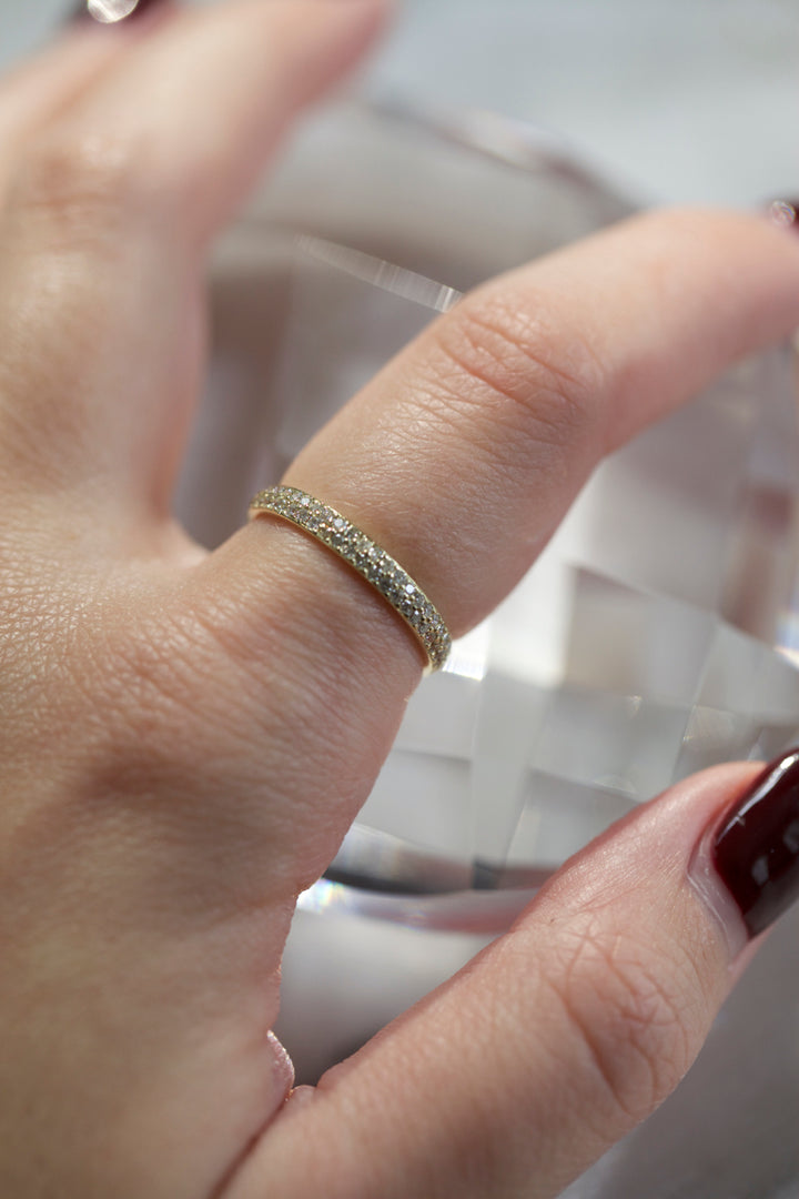 DIAMOND PAVÉ RING