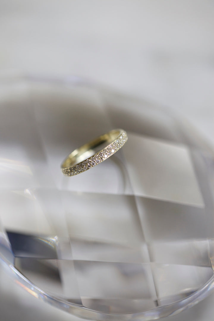DIAMOND PAVÉ RING