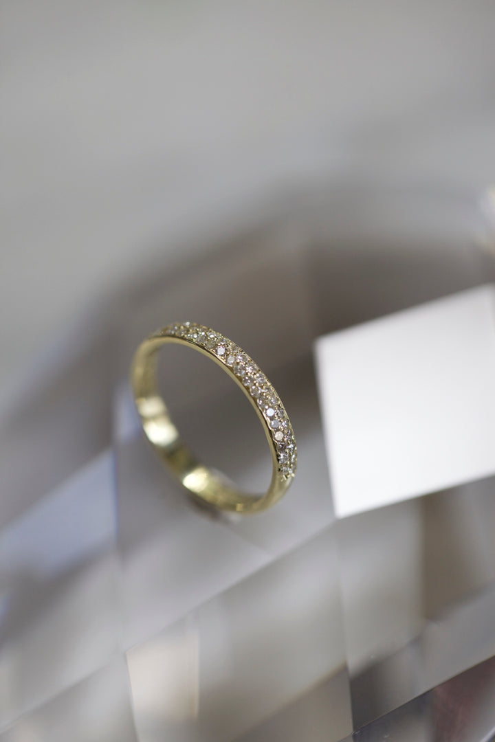 DIAMOND PAVÉ RING