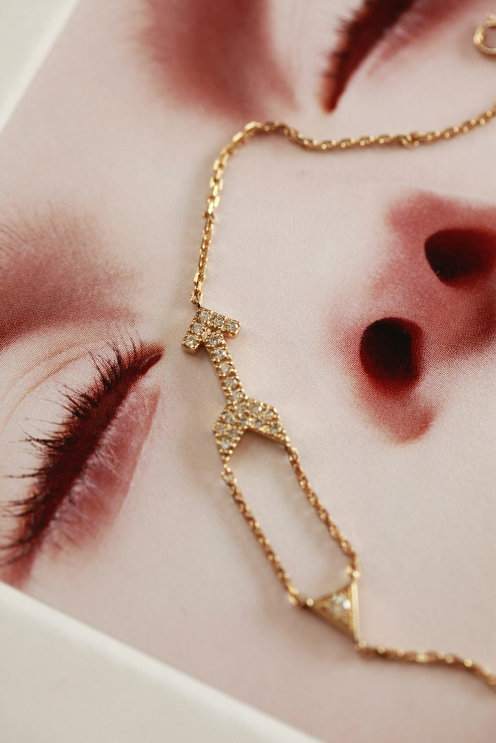 ARROW BRACELET - IN GOLD WITH DIAMONDS