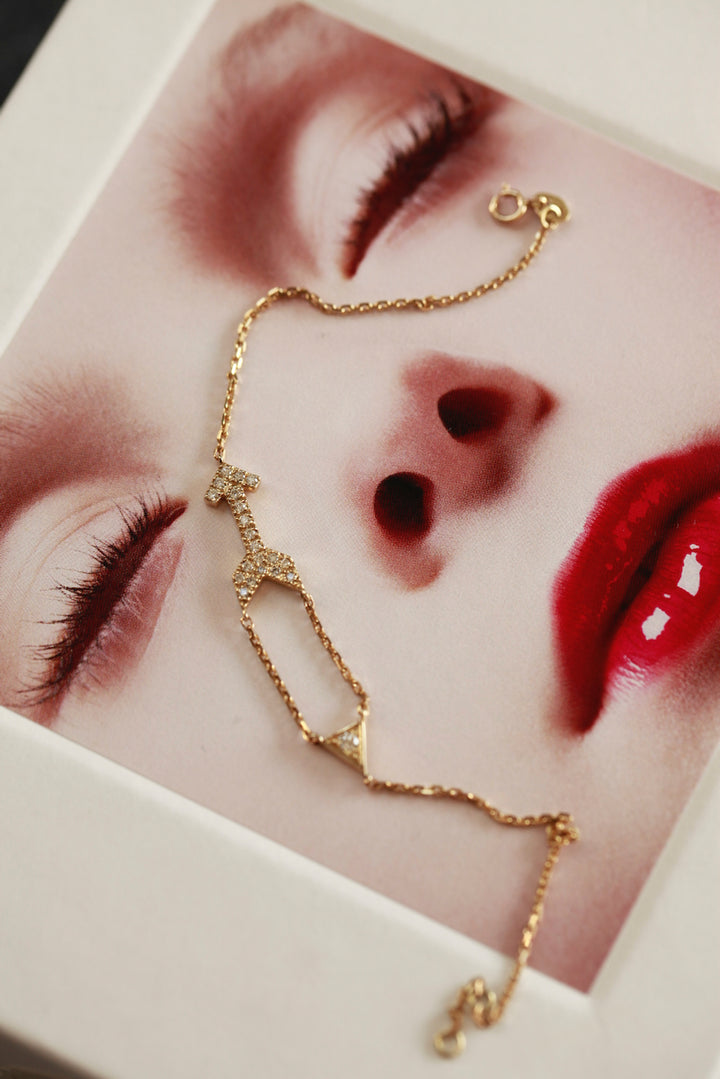ARROW BRACELET - IN GOLD WITH DIAMONDS