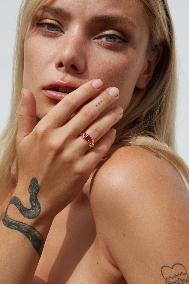CLADDAGH RING WITH RUBY HEART