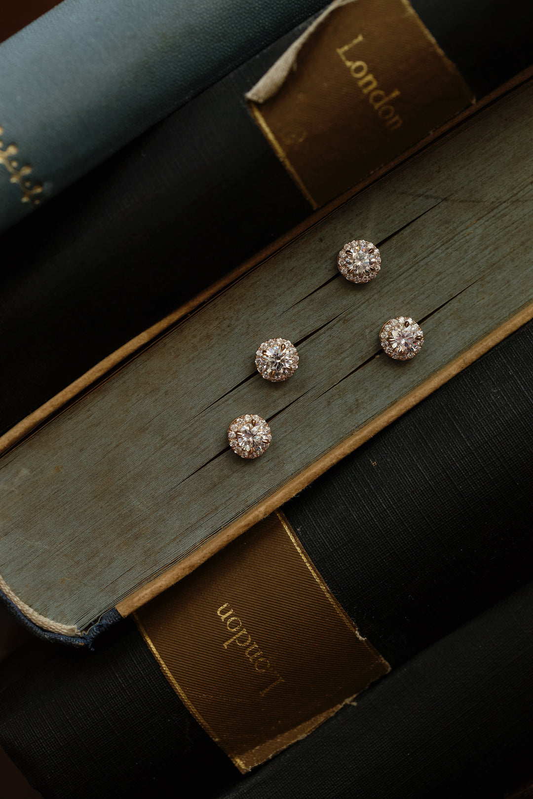 NÁUŠNICE "CHAPTER 10" KULATÉ - MINI