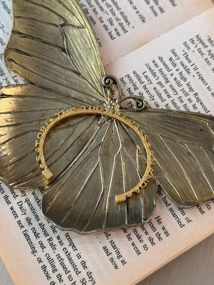 CHAPTER 11 TEXT BANGLE - IN SILVER