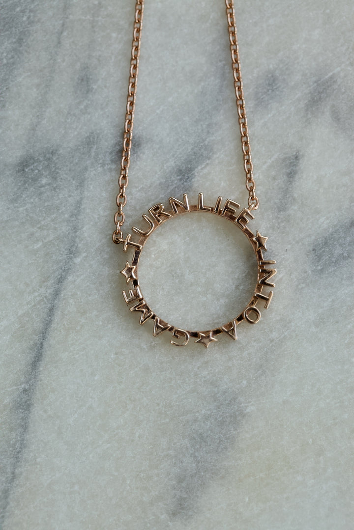 QUOTE NECKLACE ON CHAIN IN SILVER