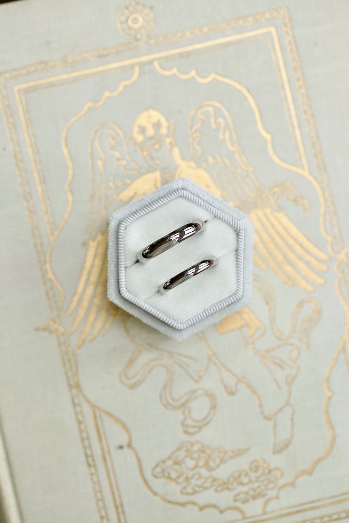 "GOLD BASE" WEDDING BAND