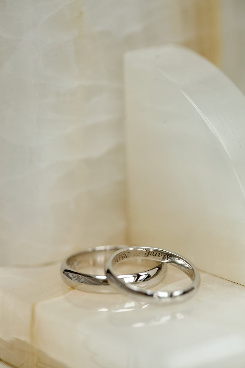 "GOLD BASE" WEDDING BAND