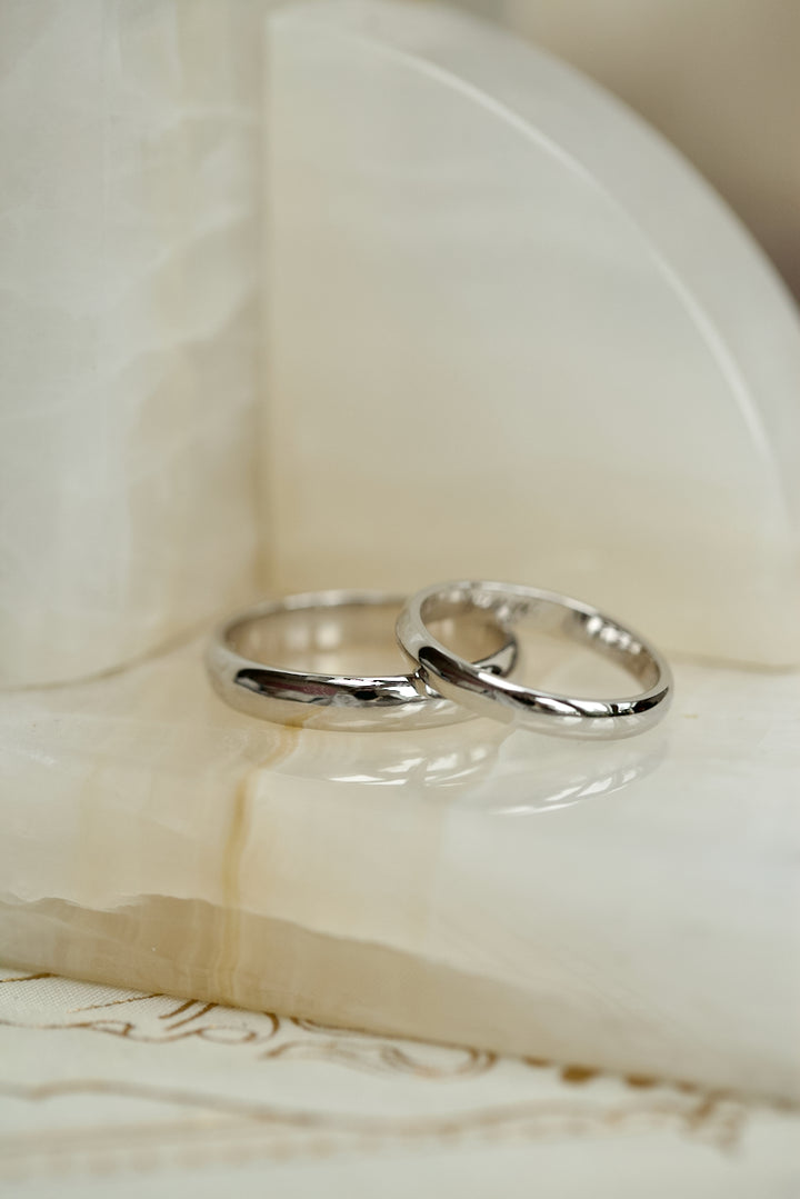 "GOLD BASE" WEDDING BAND