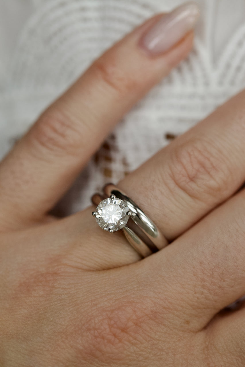 "GOLD BASE" WEDDING BAND