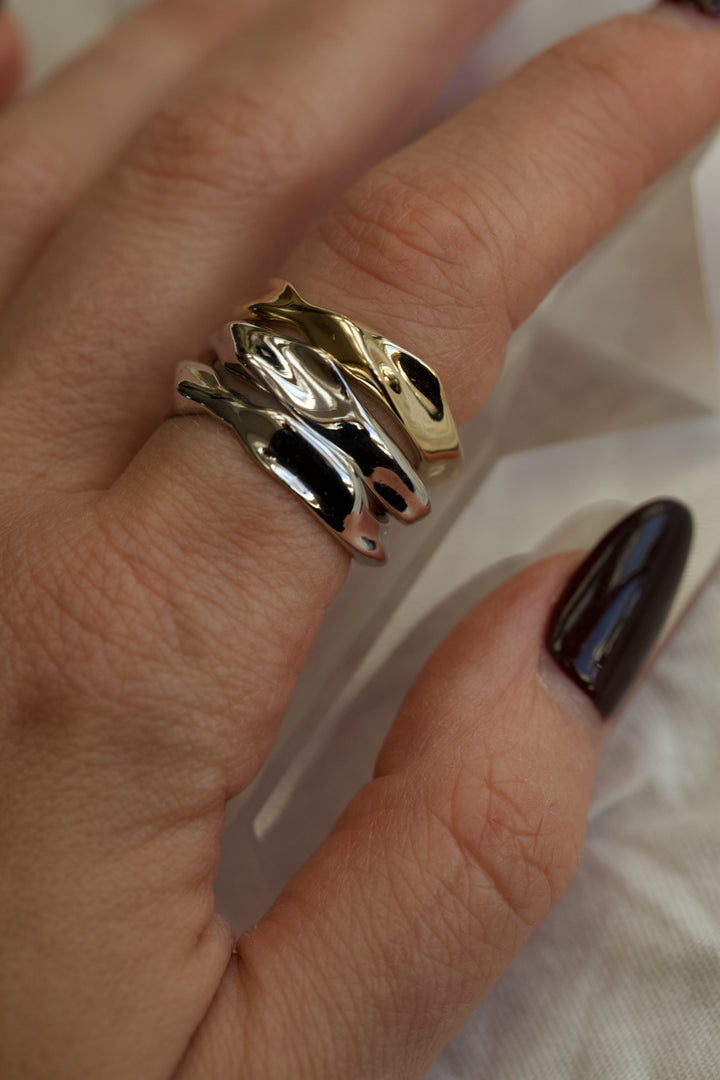 MOLTEN GOLD RING - IN GOLD